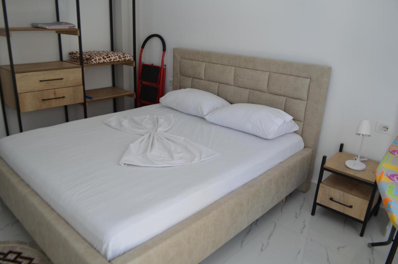 Akil Apartments Sarandë Exteriér fotografie