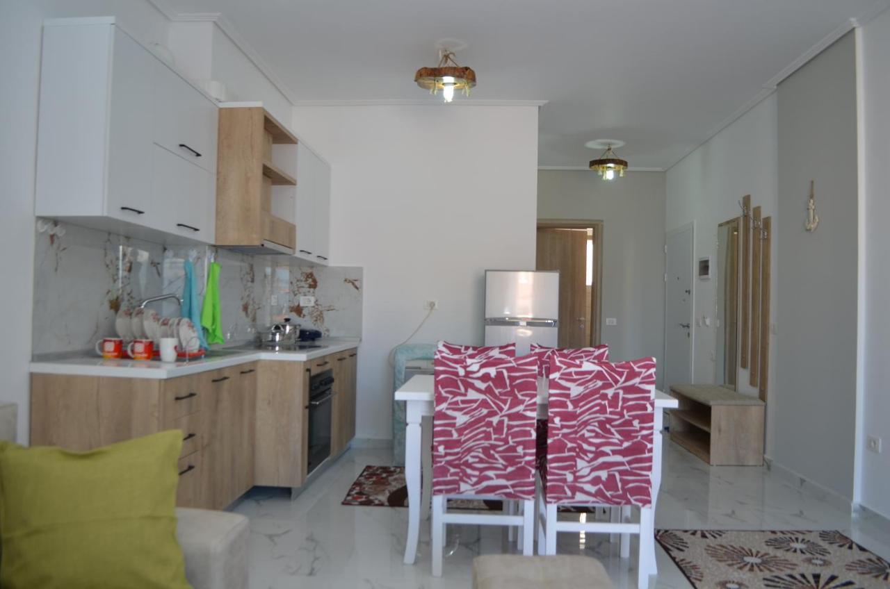 Akil Apartments Sarandë Exteriér fotografie