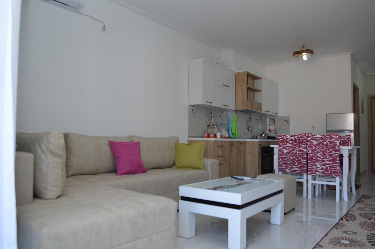 Akil Apartments Sarandë Exteriér fotografie