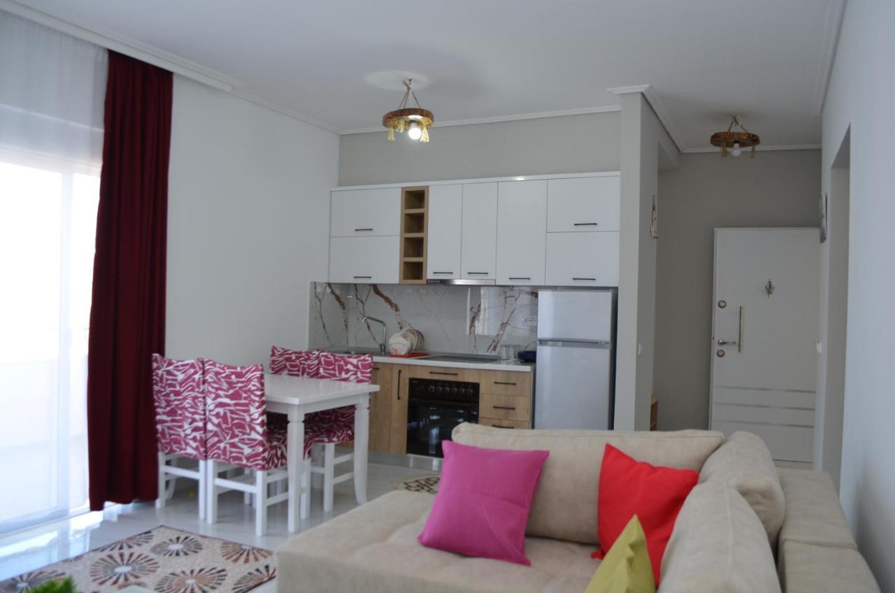 Akil Apartments Sarandë Exteriér fotografie