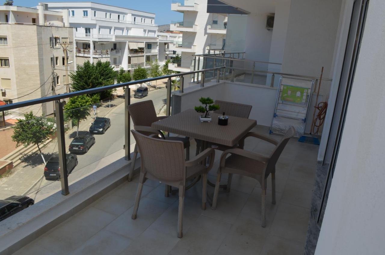 Akil Apartments Sarandë Exteriér fotografie