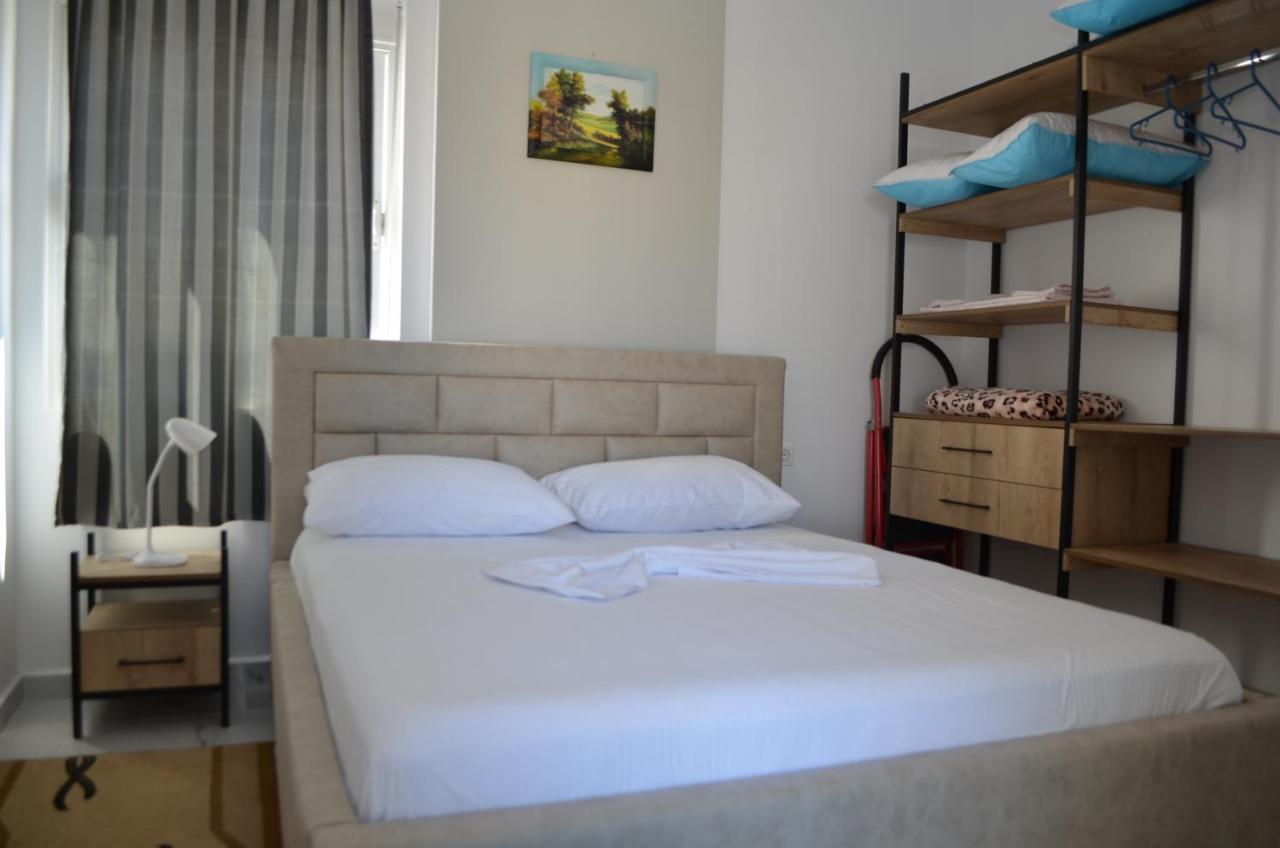 Akil Apartments Sarandë Exteriér fotografie