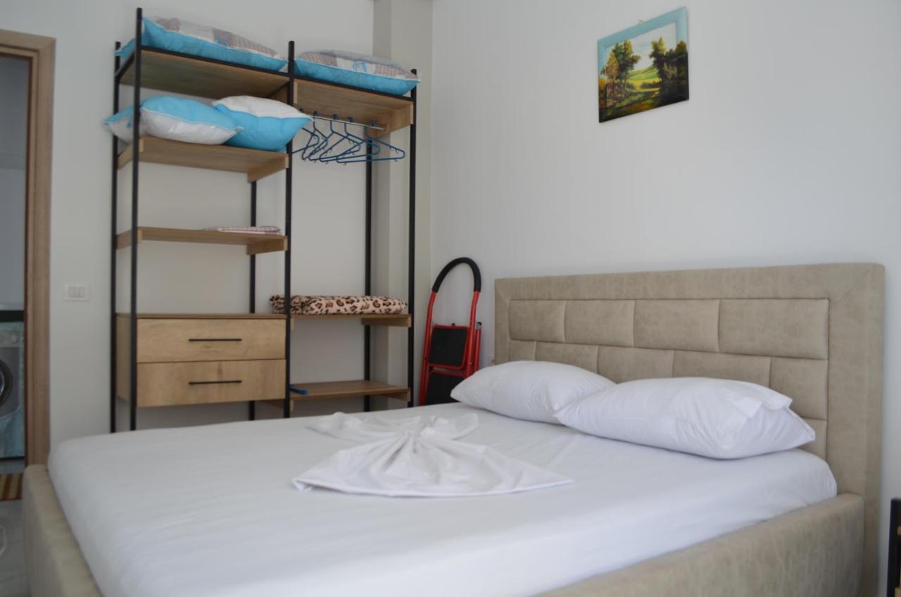 Akil Apartments Sarandë Exteriér fotografie