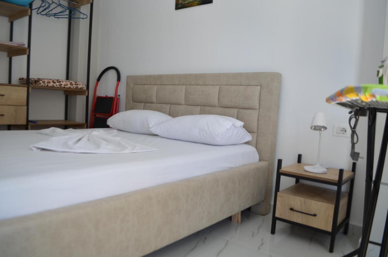 Akil Apartments Sarandë Exteriér fotografie
