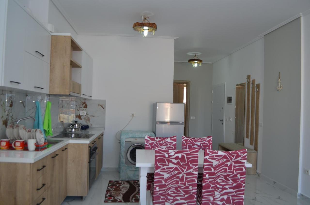 Akil Apartments Sarandë Exteriér fotografie